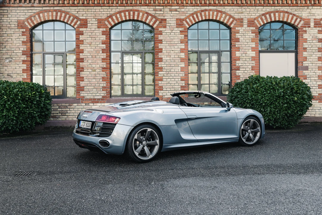 2013 Audi 42 R8 - Image 6 of 31