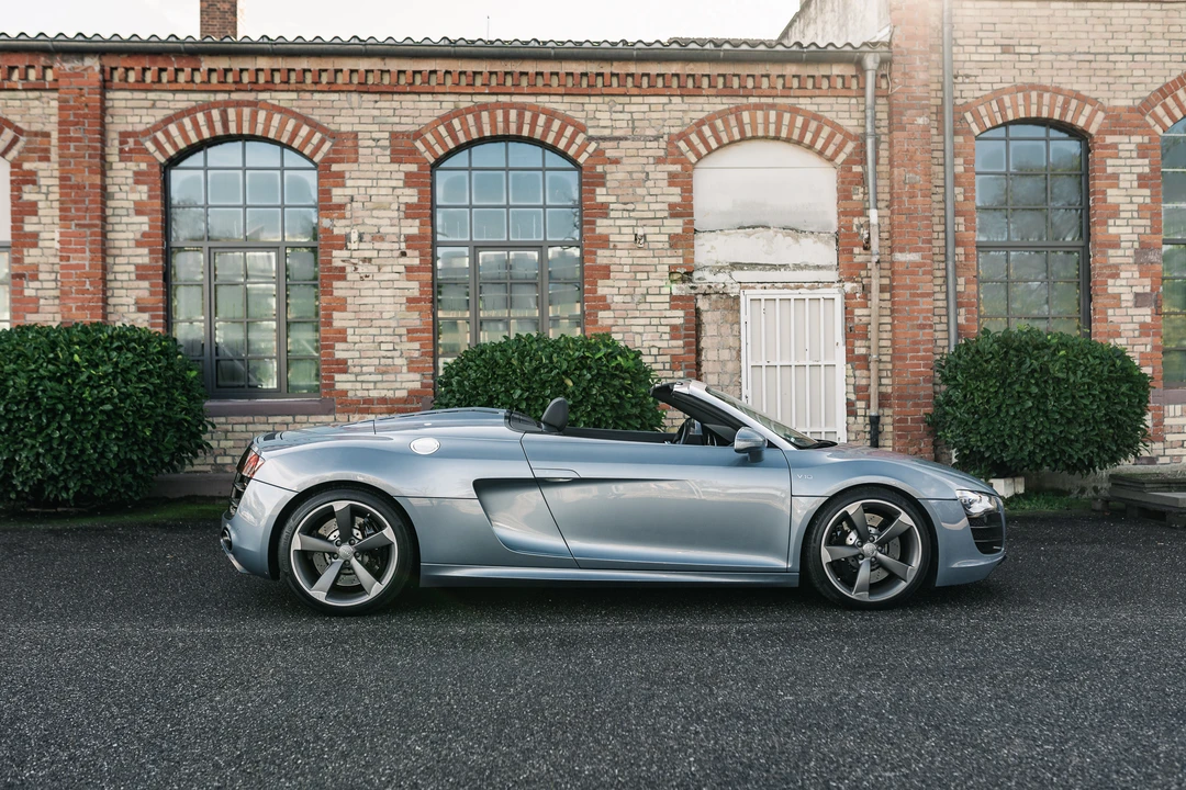 2013 Audi 42 R8 - Image 5 of 31