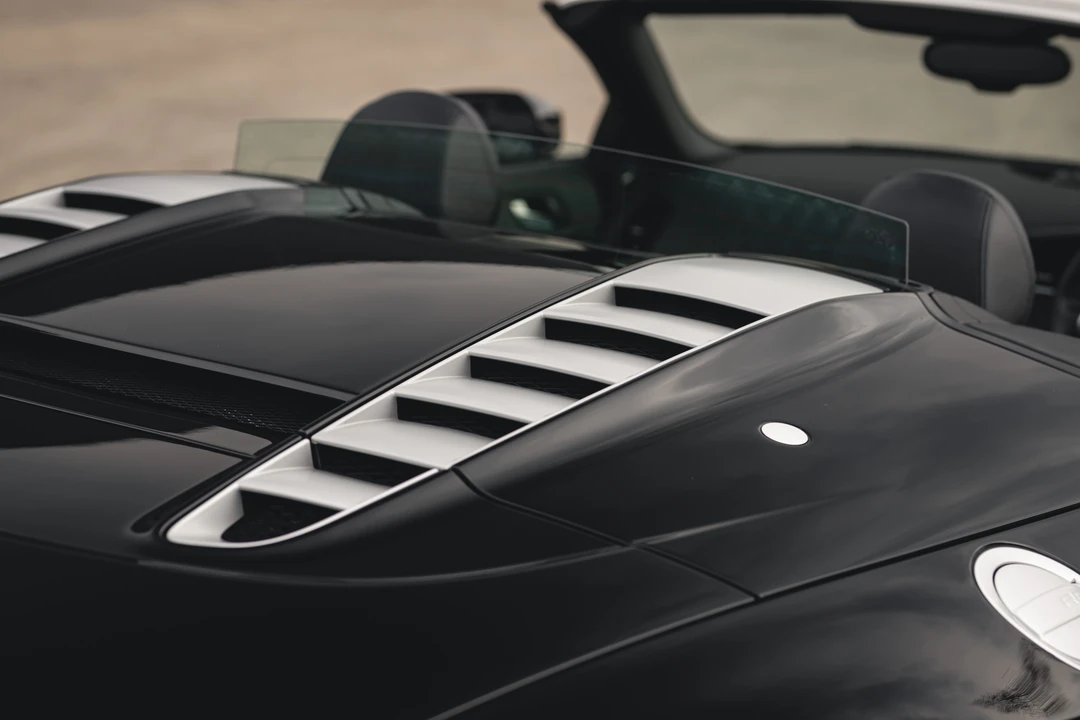 2013 Audi 42 R8 - Image 30 of 31