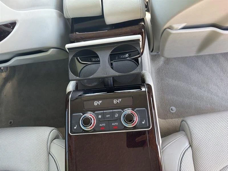 2013 Audi D4 S8 - Image 15 of 20