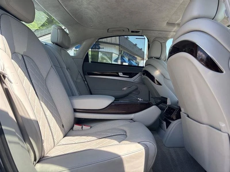 2013 Audi D4 S8 - Image 17 of 20