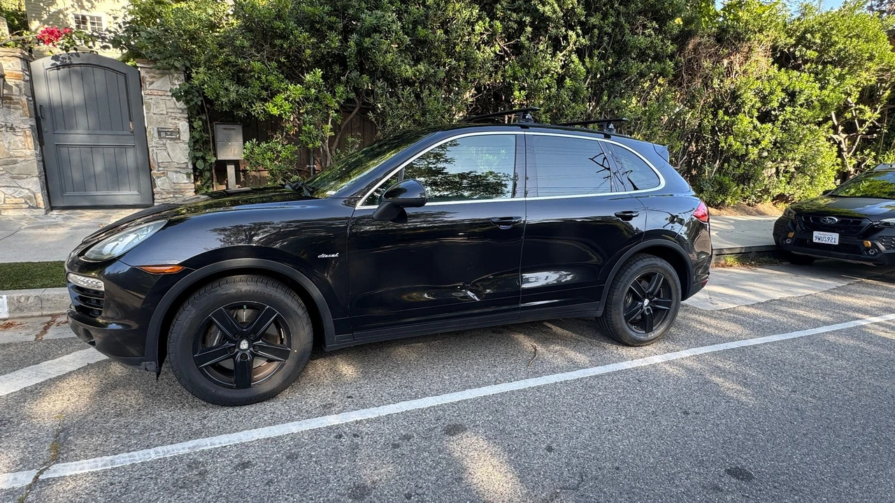 2013 Porsche 958 Cayenne Diesel - Image 31 of 31