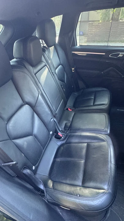 2013 Porsche 958 Cayenne Diesel - Image 18 of 31