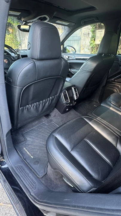 2013 Porsche 958 Cayenne Diesel - Image 20 of 31