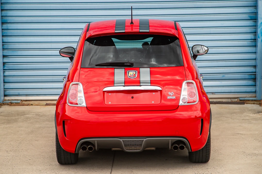 2011 Fiat Abarth 500 - Image 7 of 31