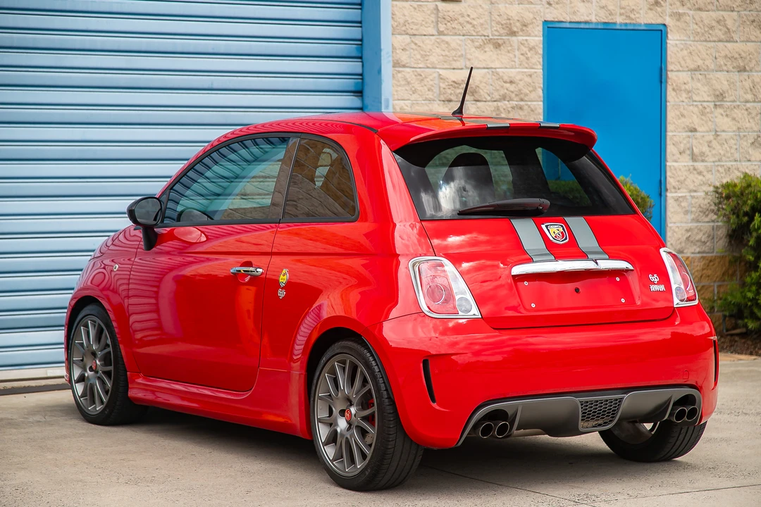 2011 Fiat Abarth 500 - Image 6 of 31