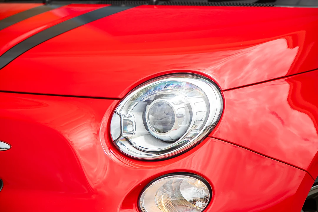 2011 Fiat Abarth 500 - Image 24 of 31
