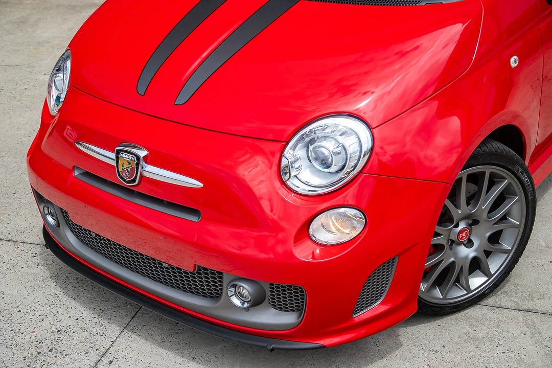 2011 Fiat Abarth 500 - Image 25 of 31