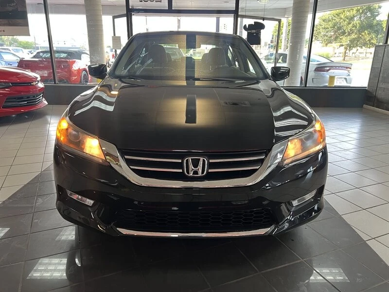 2013 Honda Accord 9th Gen - Image 2 of 4