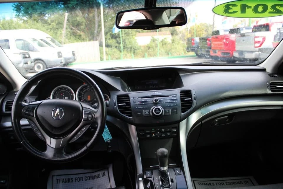 2013 Acura ILX - Image 9 of 10