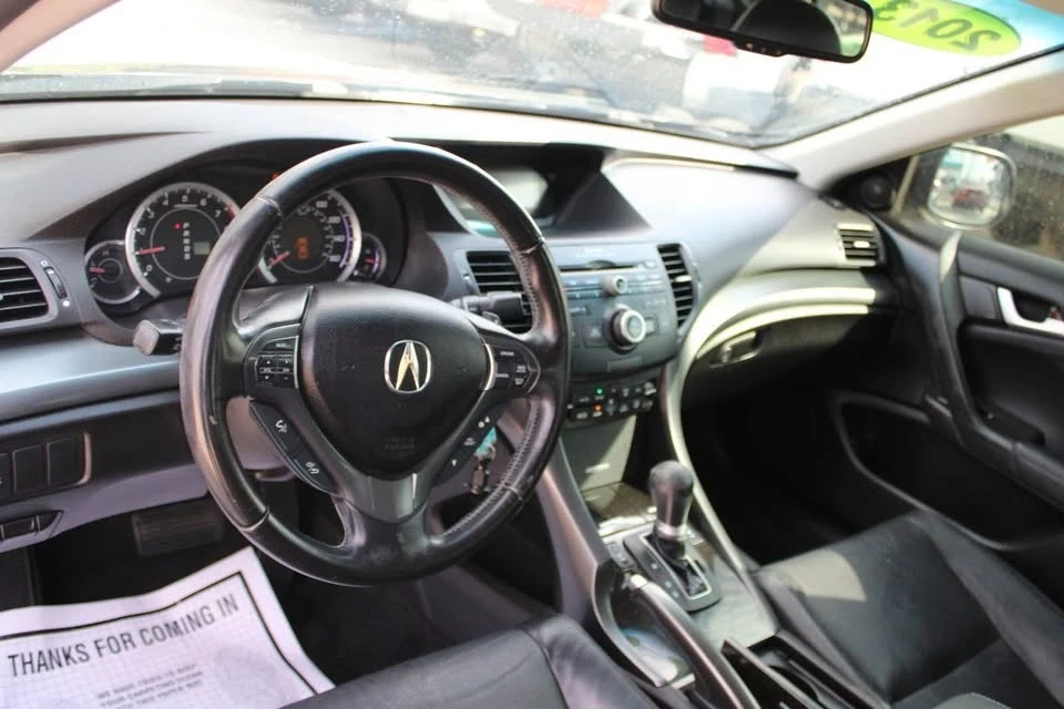 2013 Acura ILX - Image 7 of 10