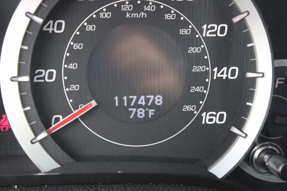2013 Acura ILX - Image 8 of 10