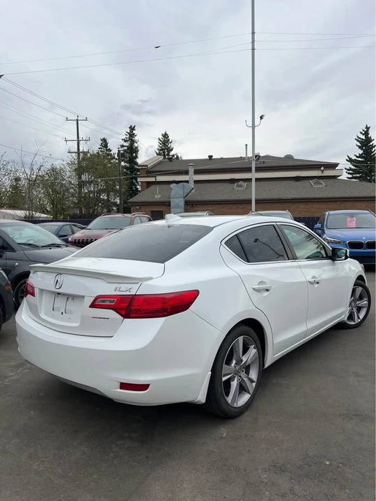 2013 Acura ILX - Image 4 of 14