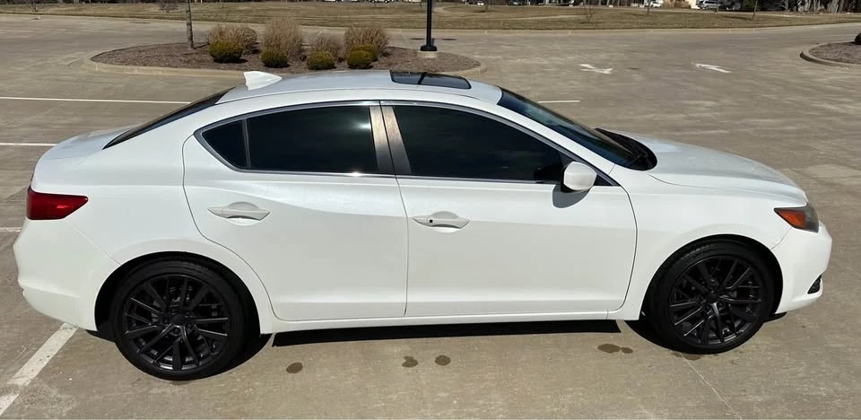 2013 Acura ILX - Image 2 of 13