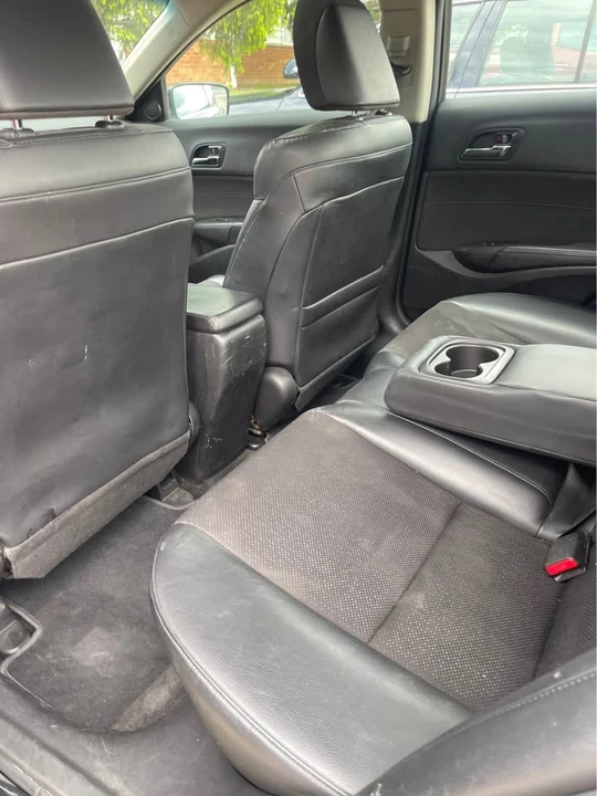 2013 Acura ILX - Image 10 of 18