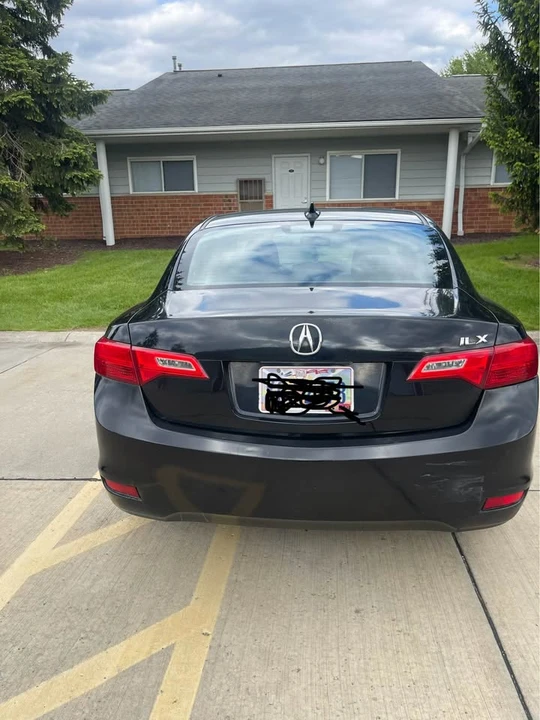 2013 Acura ILX - Image 2 of 18