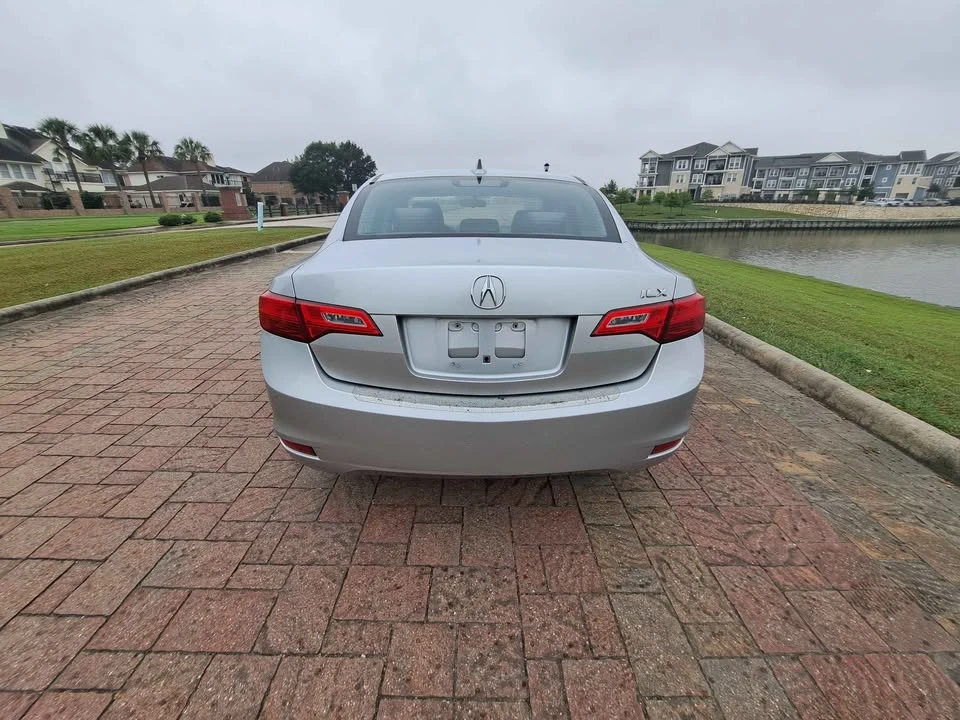 2013 Acura ILX - Image 11 of 16