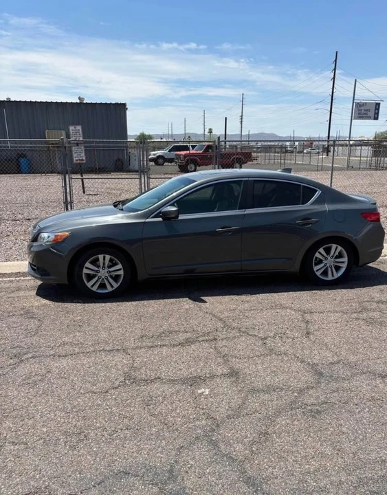 2013 Acura ILX - Image 4 of 8