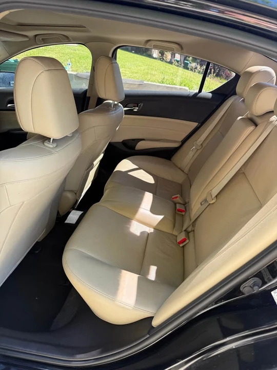 2013 Acura ILX - Image 11 of 16