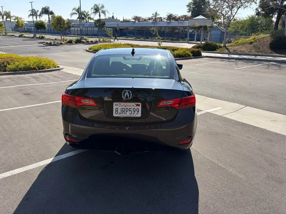 2013 Acura ILX - Image 4 of 17