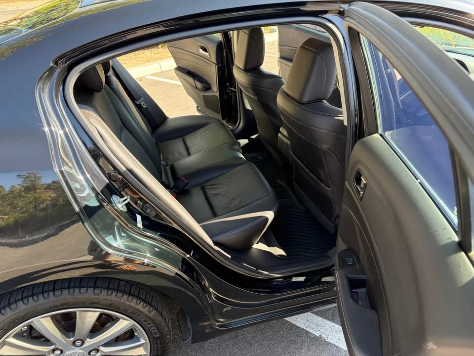 2013 Acura ILX - Image 14 of 17