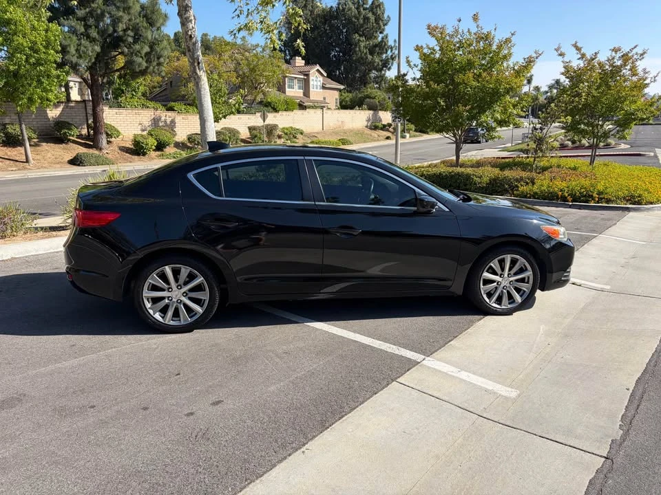 2013 Acura ILX - Image 6 of 17
