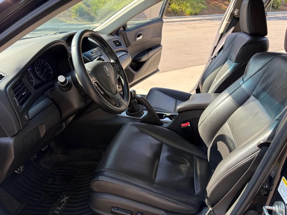 2013 Acura ILX - Image 11 of 17