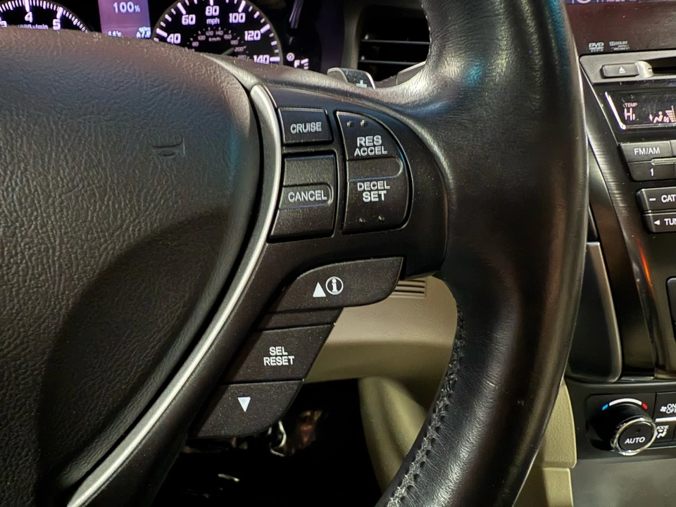 2013 Acura ILX - Image 14 of 21