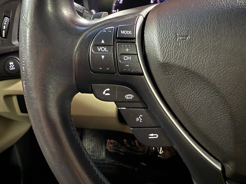2013 Acura ILX - Image 15 of 21
