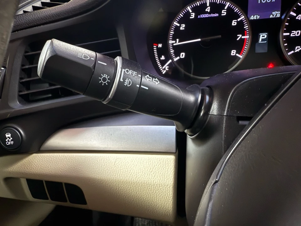 2013 Acura ILX - Image 16 of 21