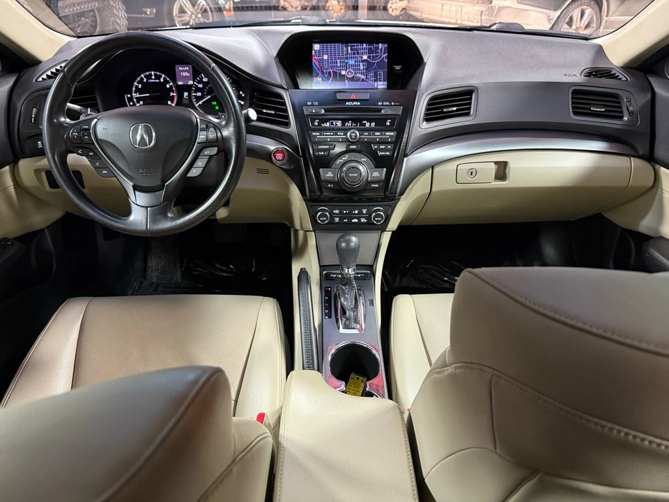 2013 Acura ILX - Image 10 of 21