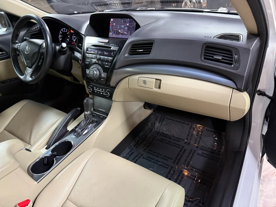 2013 Acura ILX - Image 11 of 21