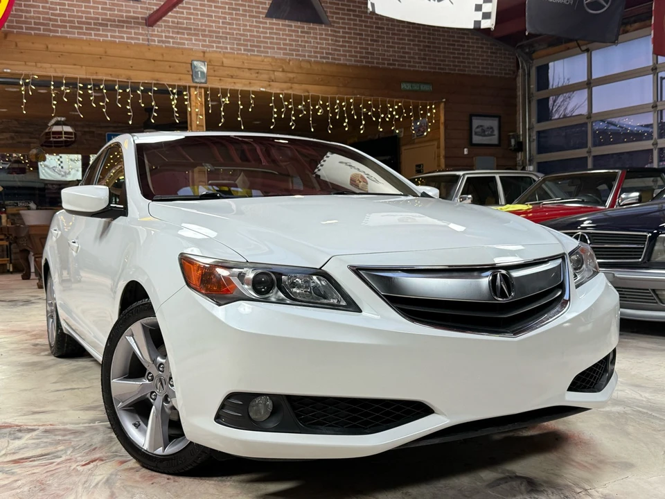 2013 Acura ILX - Image 3 of 21