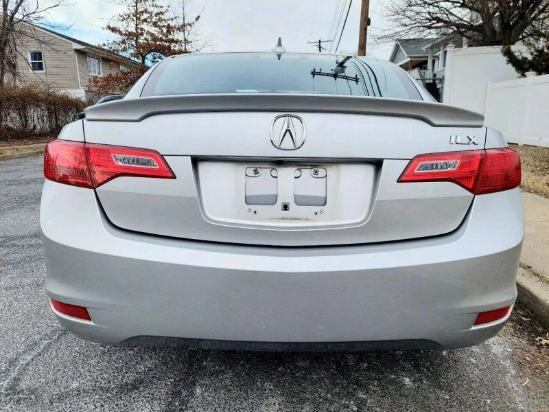 2013 Acura ILX - Image 11 of 12