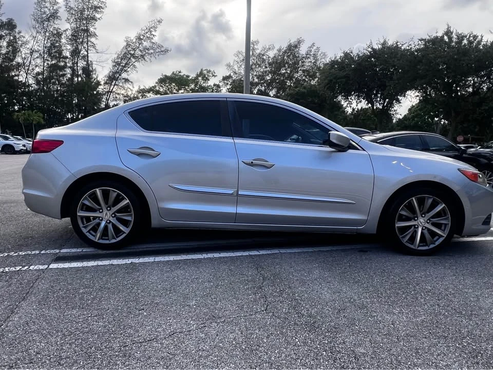 2013 Acura ILX - Image 4 of 12