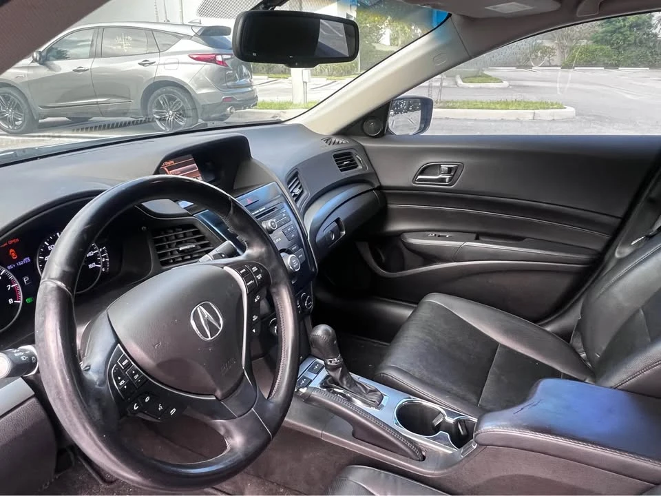2013 Acura ILX - Image 8 of 12