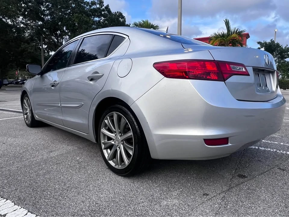 2013 Acura ILX - Image 7 of 12