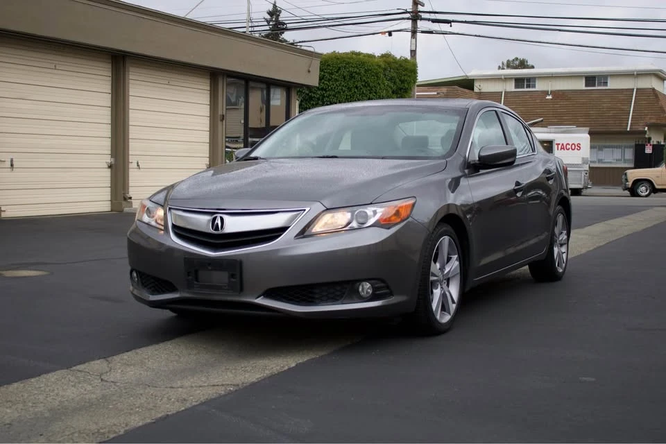 2013 Acura ILX - Image 2 of 18