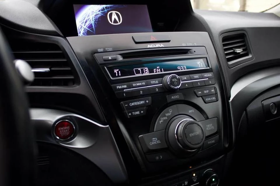 2013 Acura ILX - Image 13 of 18