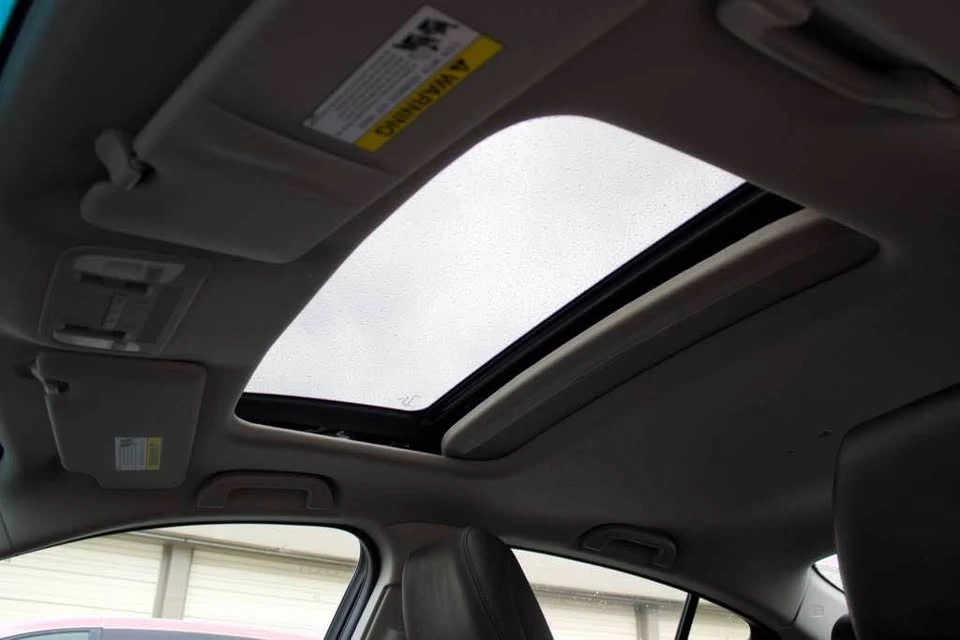 2013 Acura ILX - Image 8 of 18