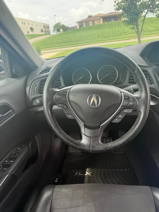 2013 Acura ILX - Image 8 of 14