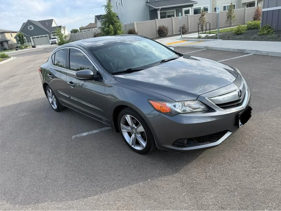 2013 Acura ILX - Image 4 of 17