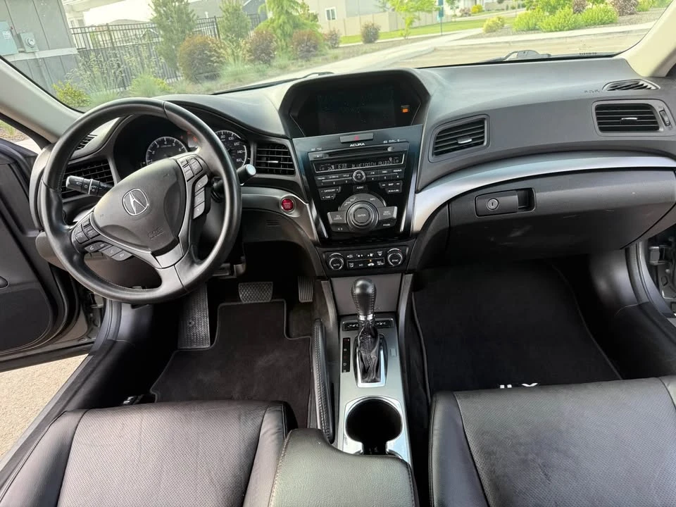2013 Acura ILX - Image 7 of 17