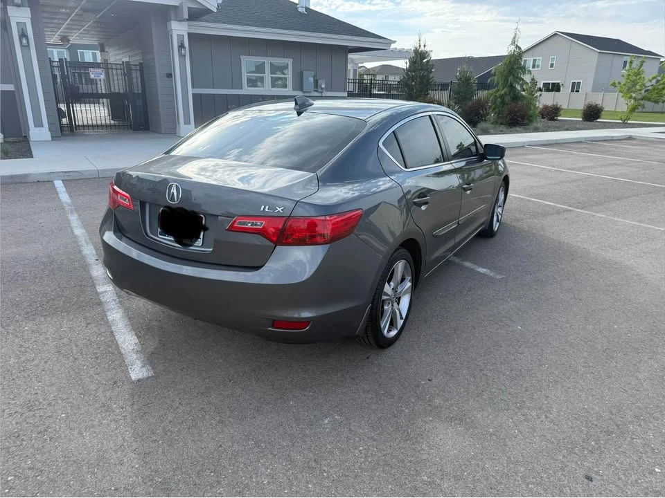 2013 Acura ILX - Image 5 of 17