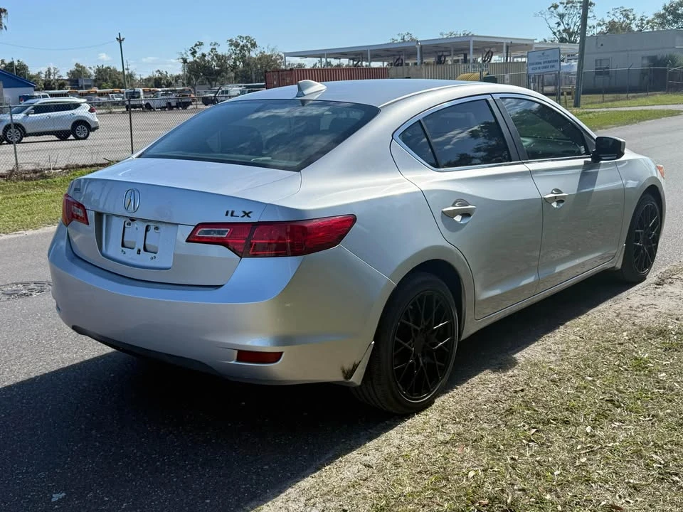 2013 Acura ILX - Image 4 of 4
