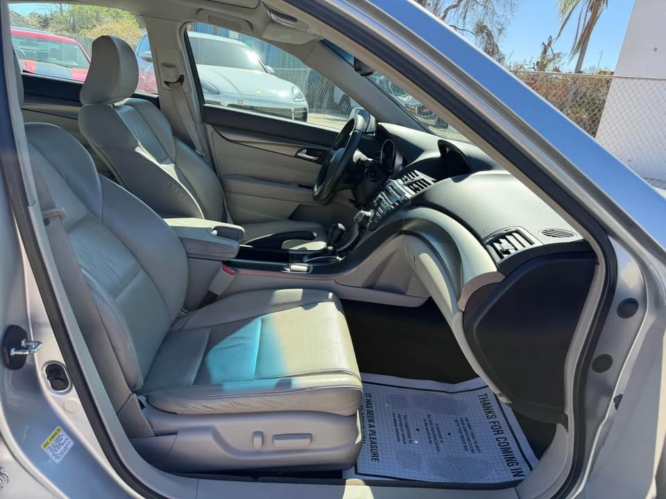 2013 Acura TL 4th Gen - Image 9 of 12