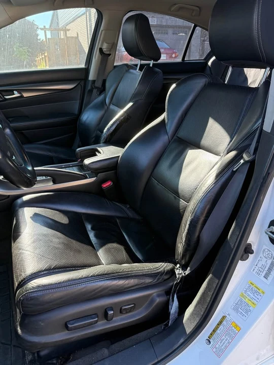 2013 Acura TL 4th Gen - Image 9 of 12