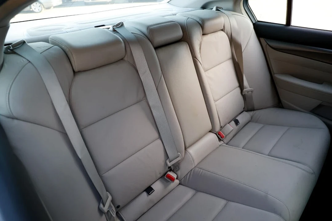 2013 Acura TL 4th Gen - Image 14 of 21