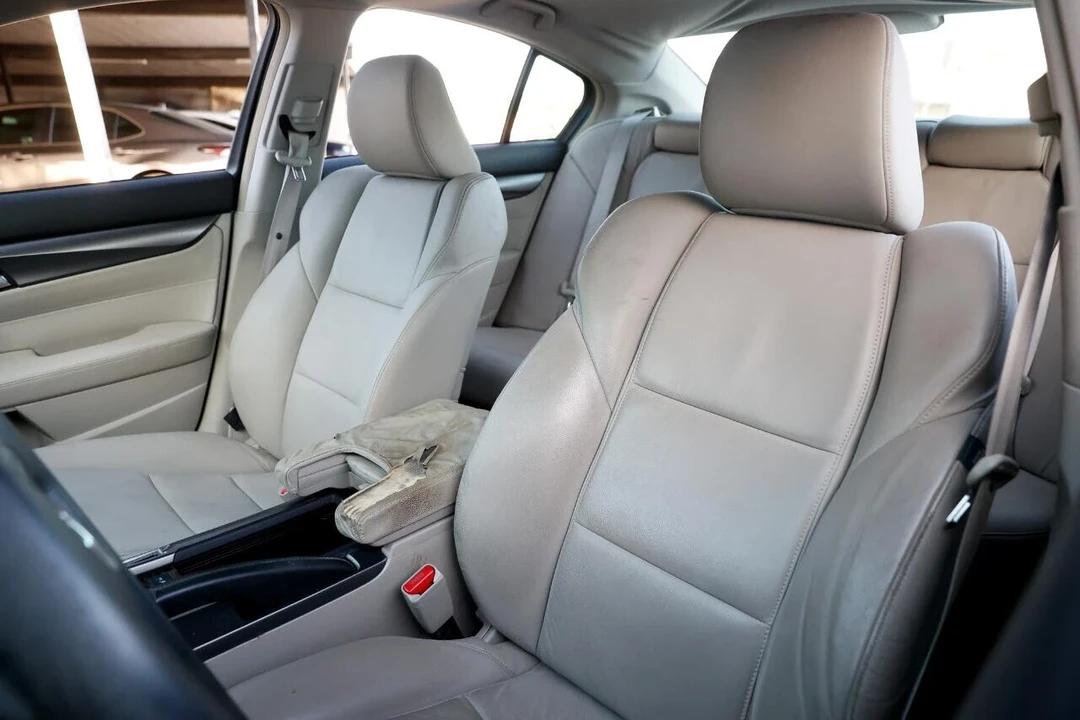 2013 Acura TL 4th Gen - Image 6 of 12