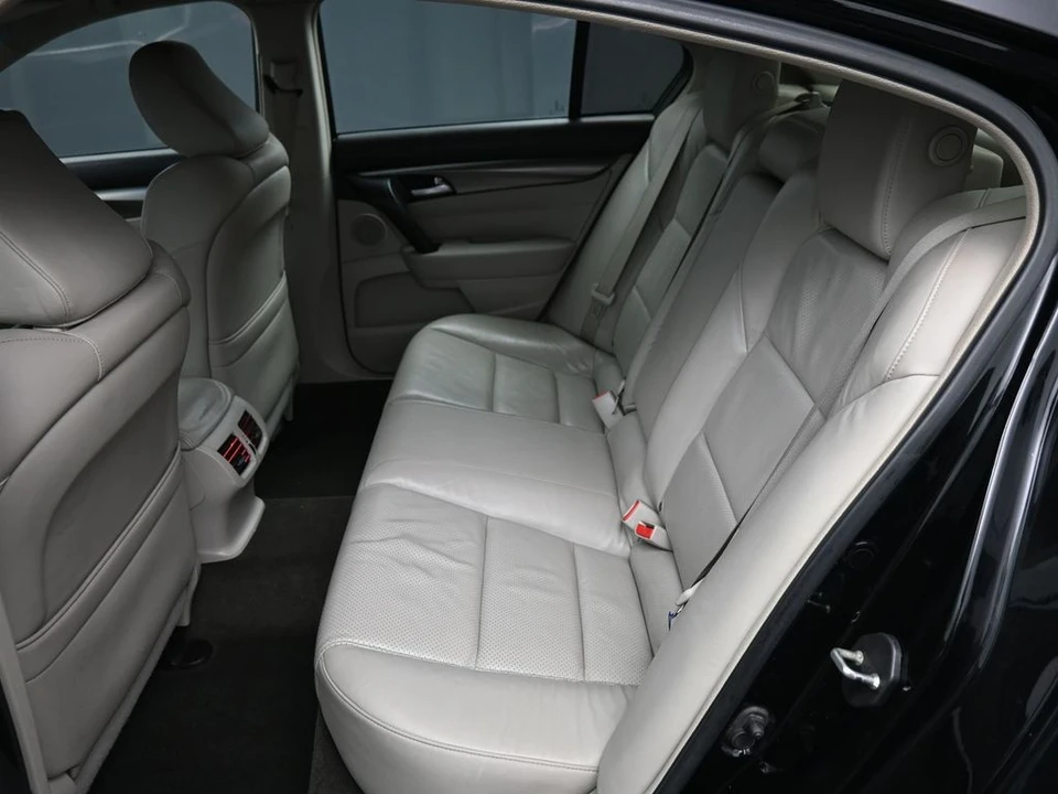 2013 Acura TL 4th Gen - Image 21 of 31